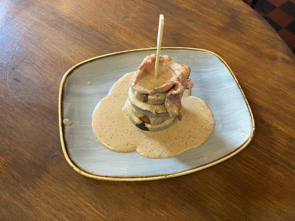 The Black Horse Inn 根斯堡 外观 照片
