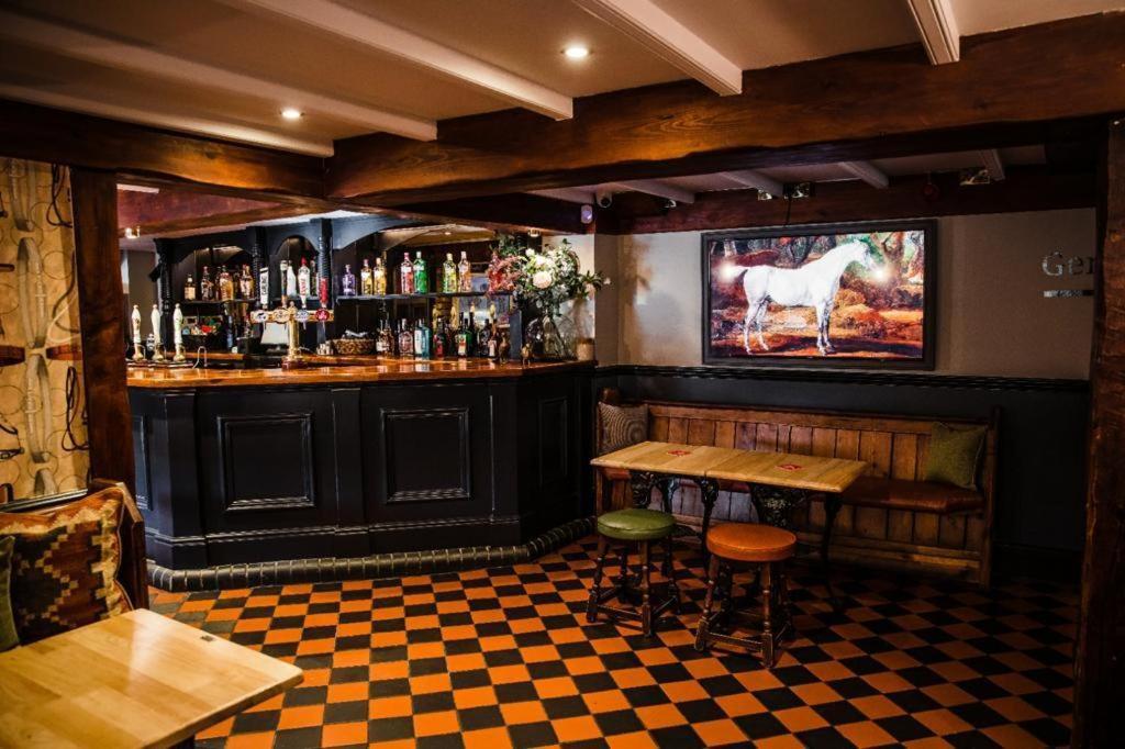 The Black Horse Inn 根斯堡 外观 照片